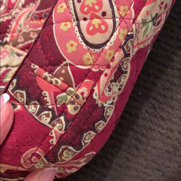 Vera Bradley medium size hand bag. - Picture 6 of 6